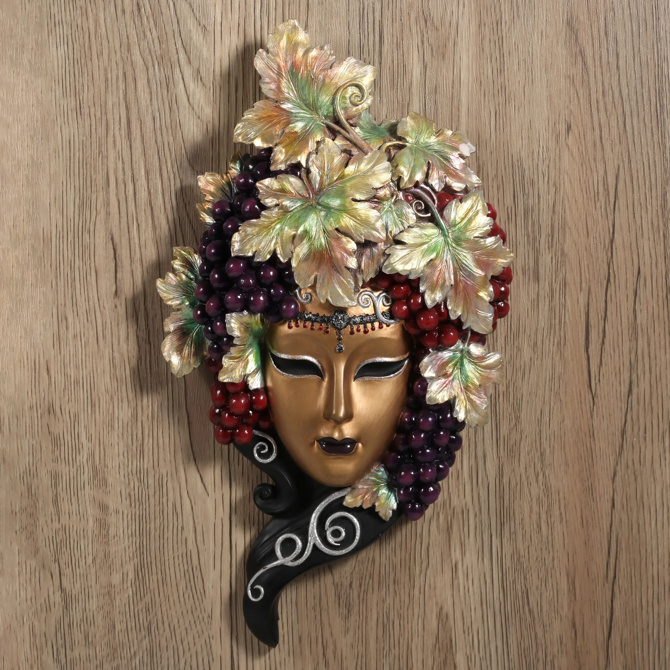 Venetian Grape Leaf Mask Wall Decor Statue Vintage Carnival Mask Sculpture Baroque Golden Face Wall Hanging Ornament Home Decor
