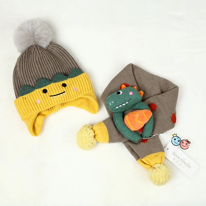 

Children's Earmuffs Knitted Warm Winter Wool Hats Cartoon Scarf Hat Set for Baby Girl and Boy