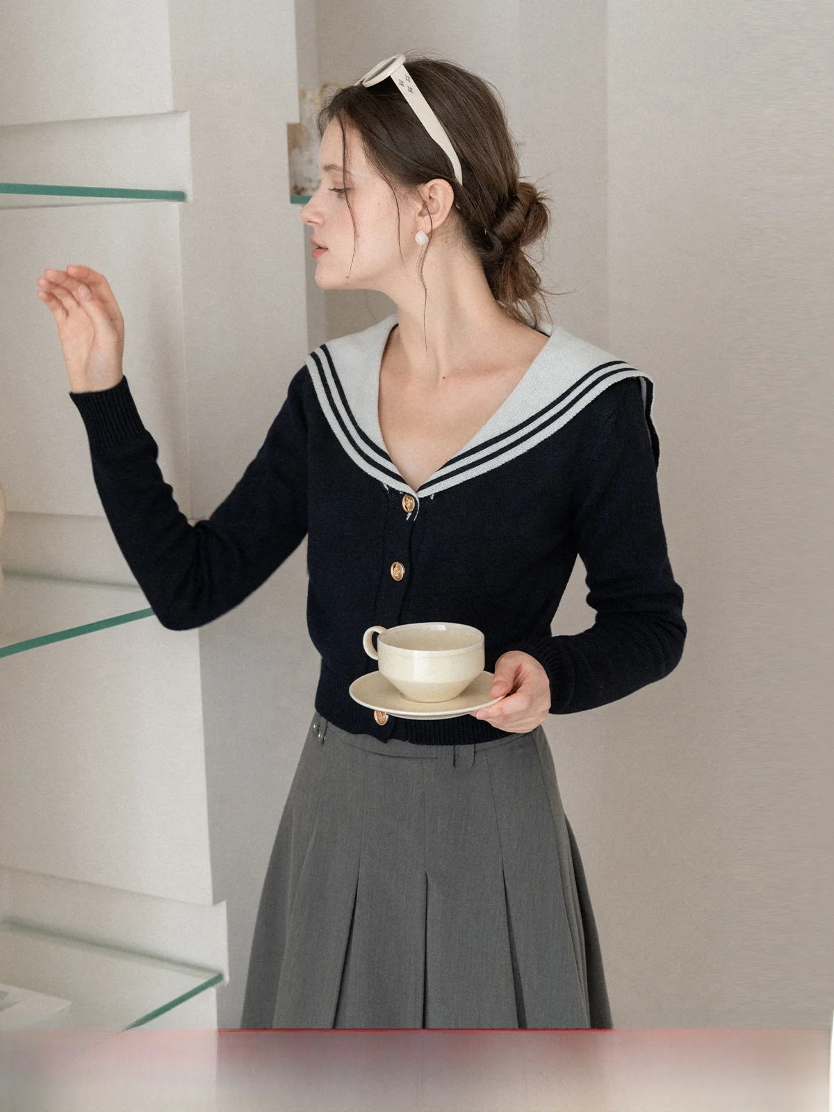 

Темно-синий вязаный свитер с V-образным вырезом и воротником, облегающий, для женщин, осенняя коллекция, в стиле колледж