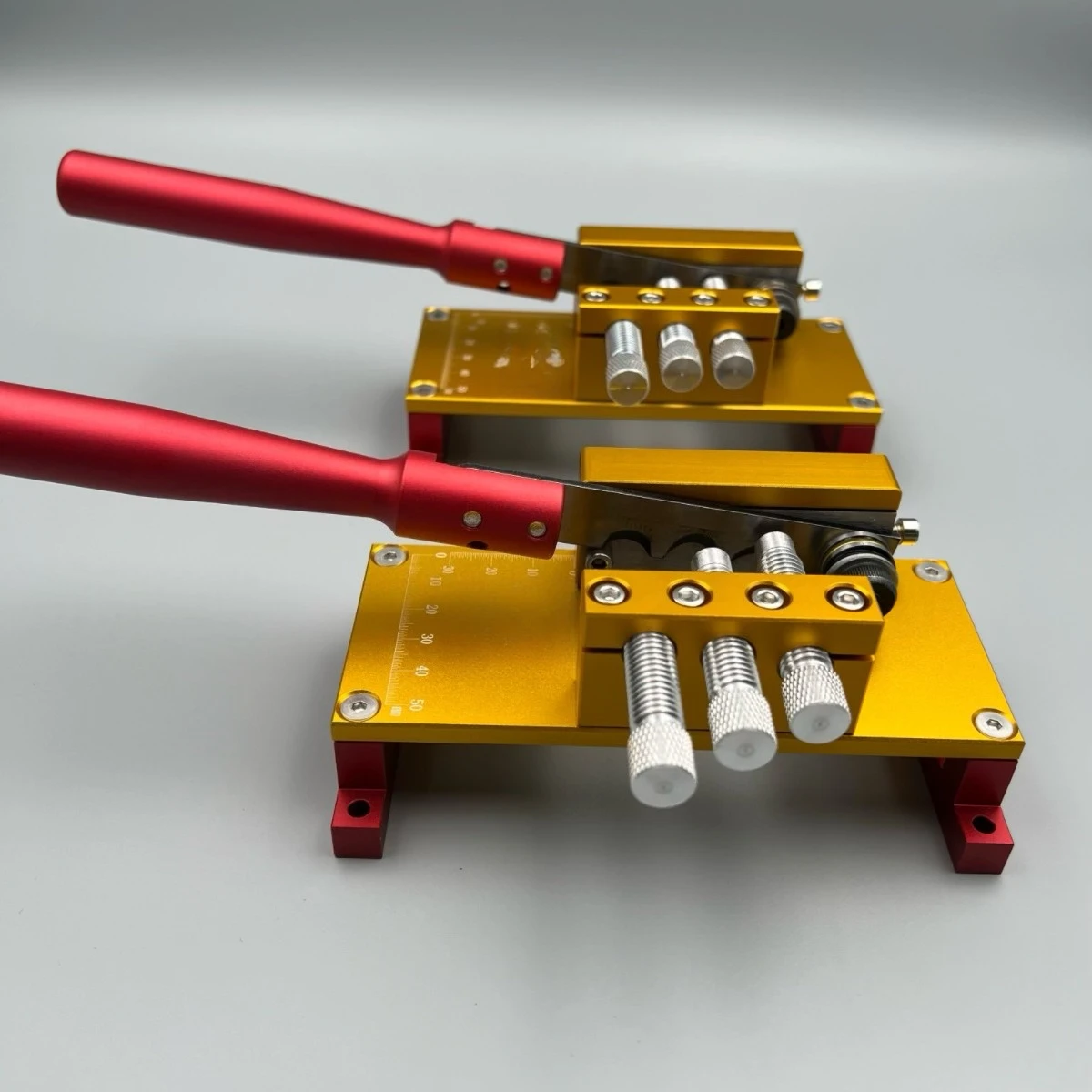 Lead Wire Manual Cutting Tool, Precise Positioning, 3-Hole Heat Shrinkable Tube Cable Cutter for Plumbum Wire
