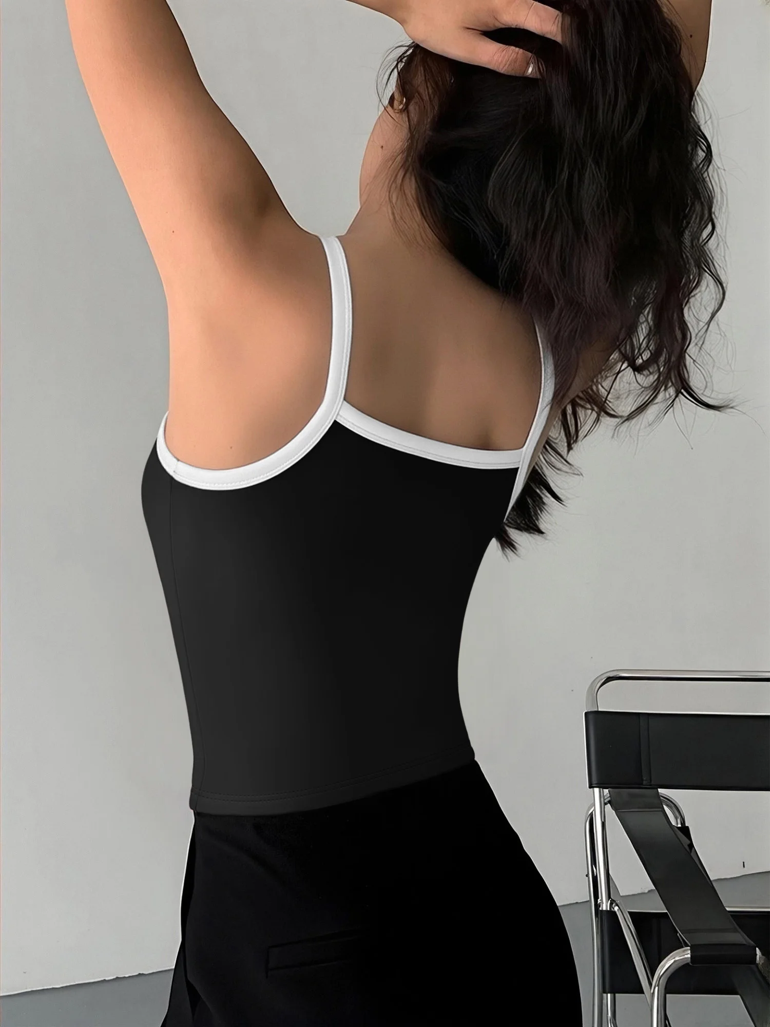 Ladies Contrast Binding Cropped Cami Top, Minimal White Sea Turtle Wave Graphic Bohemian Vacation Sleeveless Tank