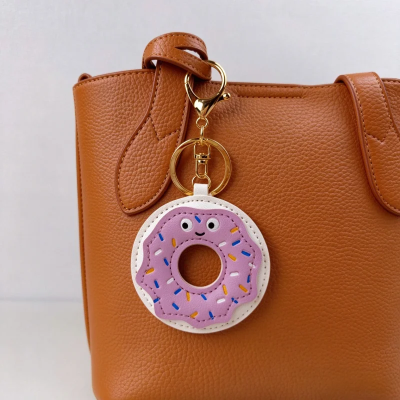 1PCS Creative Simulation Cute Donut Keychain PU Leather Key Rings Schoolbag Pendant Car Key Decoration Party Exquisite Gift