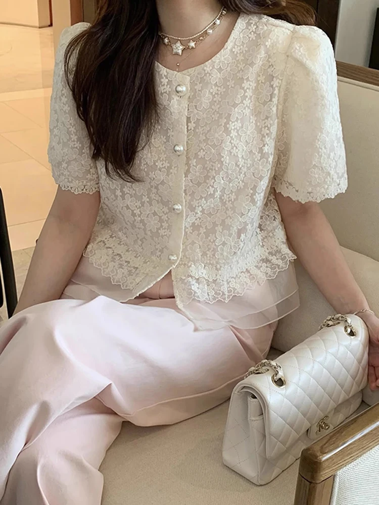 Blusa E de Verano con Bordado de Perlas, Encaje Elabo, Manga Corta, Diseño Versátil con Flores y Gancho, Estilo Co...