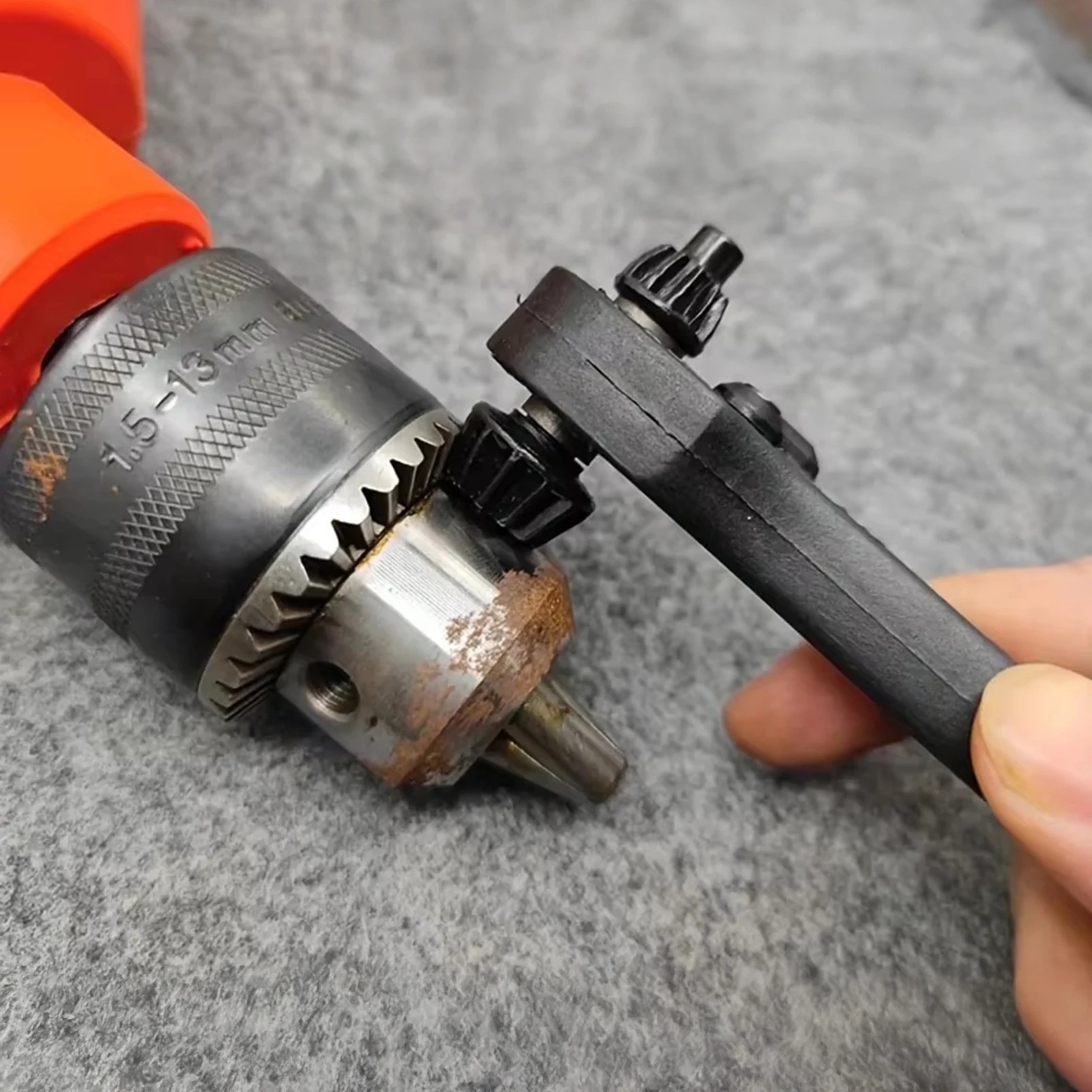 

Electric Drill Special Chuck Key Wrench Labor-saving 2-in-1 Ratchet Quick Disassembly Three-jaw Key Handgun Drill Accessorie