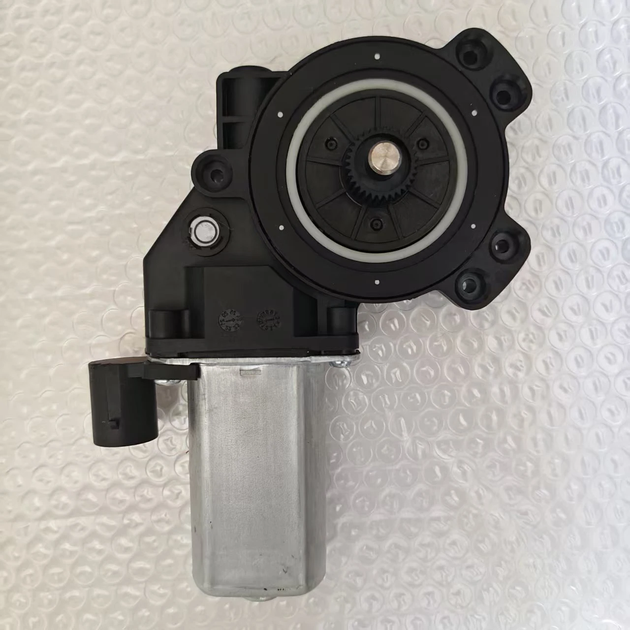Elektrischer Fensterhebermotor für RENAULT MASTER III FV 2010-2023 Fensterhebermotor OEM 9030285 9030286 – Detail 4
