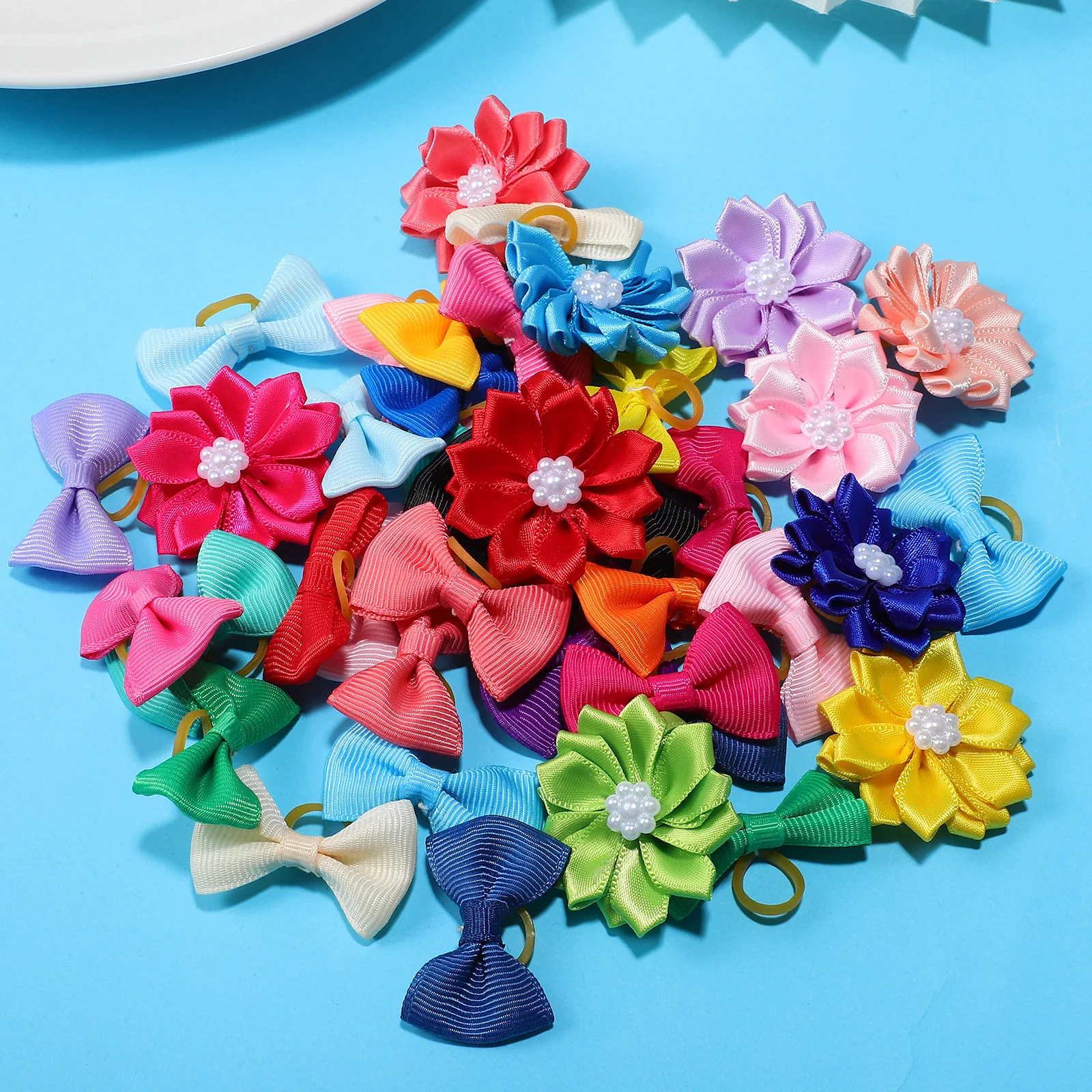 

40Pcs Dog Hair Bows Pet Hair Ties Soft Wedding Strap Material Eye-Catching Design for Cats and Small Dogs Dress Up Accessory