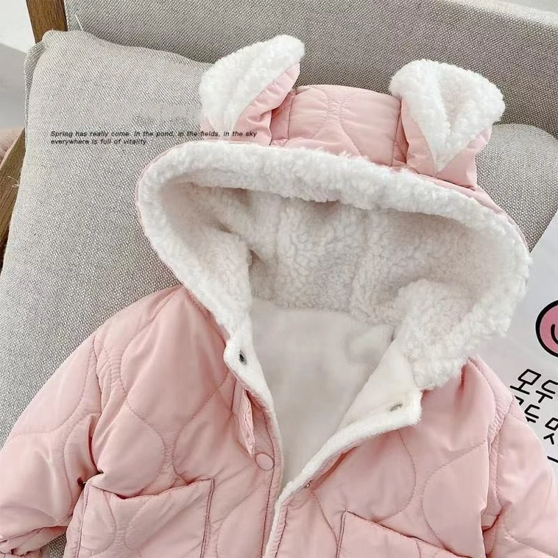 WT22302 وصل حديثًا على الطراز الكوري سترة أطفال سميكة مبطنة بالصوف للخريف/الشتاء بقلنسوة لطيفة وعصرية الأكثر مبيعًا