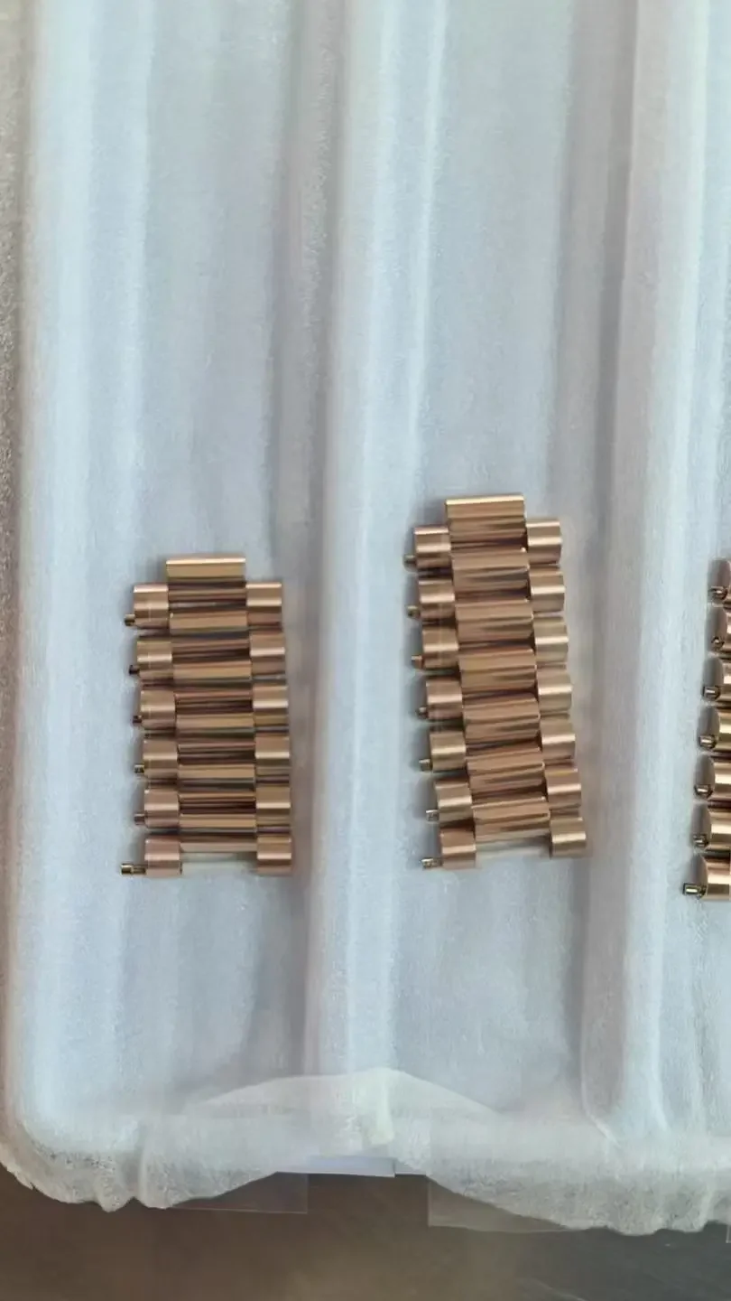 

Tailored watch section compatible with RX daydate 228238 gold ceramic tube Chain Link
