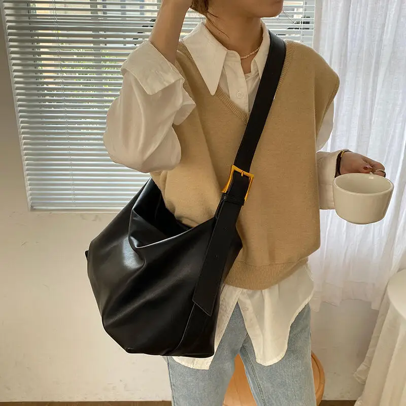 Women\'s Bags Tote Bags Fashion Shoulder Bags Soft Leather Leisure Versatile High Capacity Korean Retro Solid Color Crossbody Bag