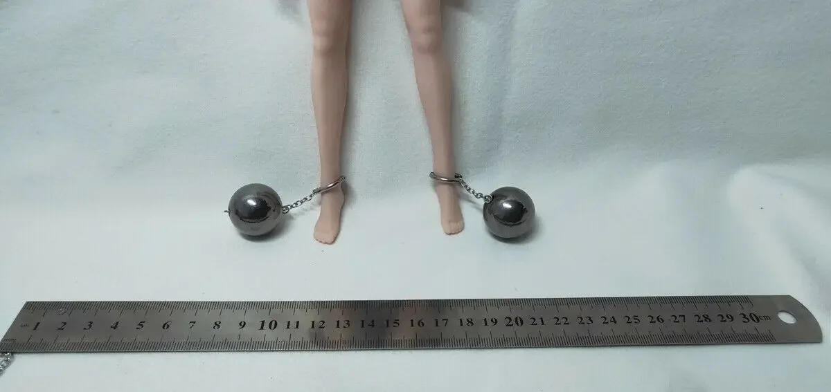 1:6 Female Prisoner\'s anklet Model For 12\