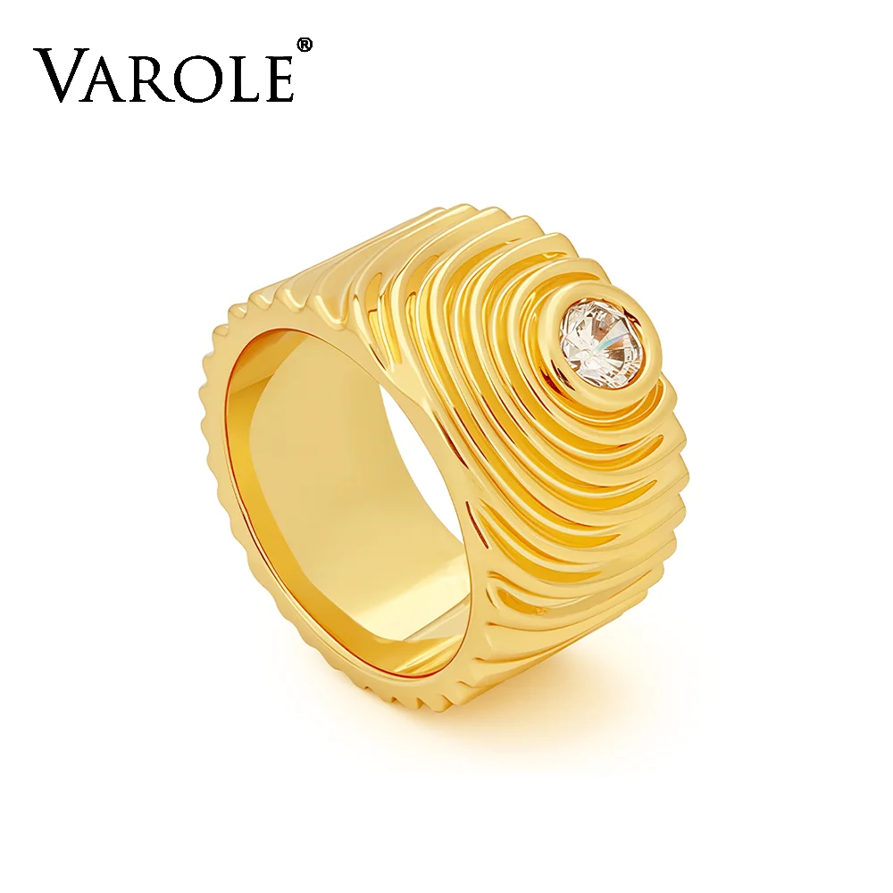 VAROLE Spiral Texture CZ Band Ring Gold Color Women Party Engagement Anillos Bagues Luxury High Grade Fashion Statement Jewelry