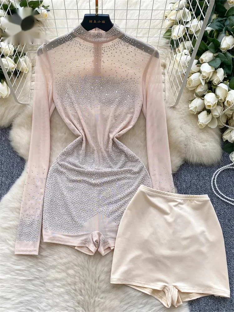 

Летнее тонкое прозрачное сексуальное боди с длинным рукавом на молнии и шортами, дизайнерские комбинезоны с бисером, уличная одежда, женские сетчатые комбинезоны