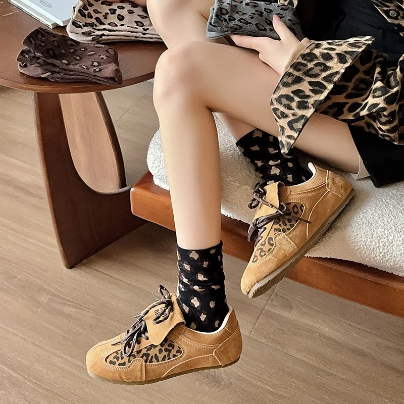 1/5 Pairs Leopard Print Spotted Women Mid Tube Socks Fashionable Comfortable Sweat Absorbing Breathable All Season Casual Socks