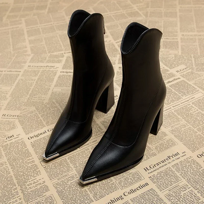 Spring 2024 New Women Ankle High Heels Shoes Zipper Chelsea Boots Brand Pointed Toe Boots Goth Designer Pumps Motorcycle Botas