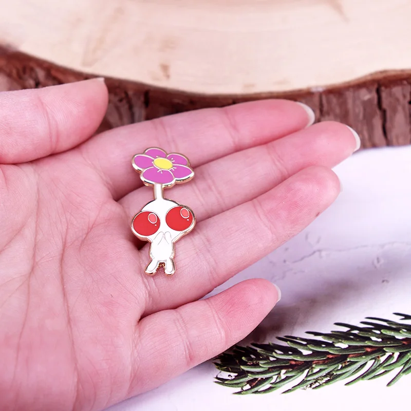 White Pikmmin Enamel Pin Cute Game Character Badge Brooch Gamer Gift Backpack Decoration view 4