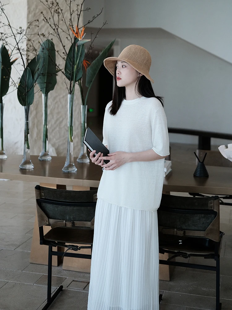 

SUER 2025 Летняя Новая Универсальная Свободная Футболка с круглым вырезом и коротким рукавом из чистого льна, Прохладный Топ для Женщин, Удобный и Дышащий