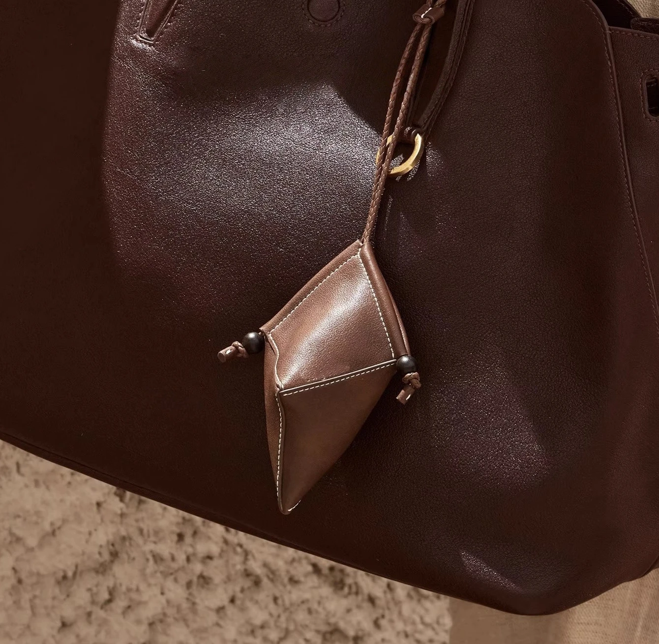 

Songmont angular headphone bag designer style headphone bag versatile mini purse bag pendant accessory