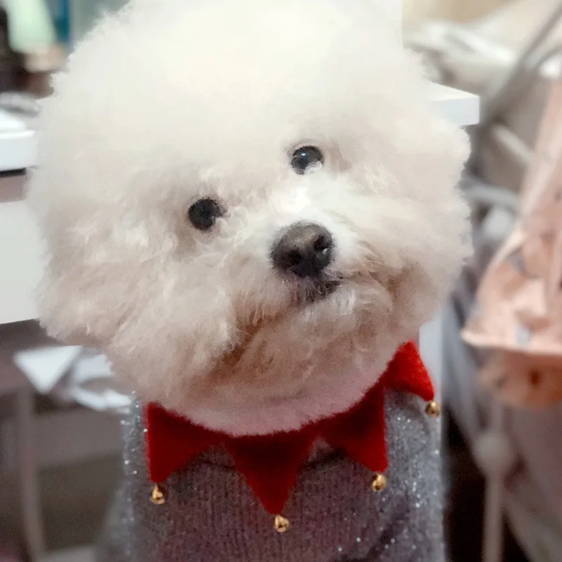 

New Christmas Pet Collar Winter Plush Cat Dog Triangle Scarf with Bell Cute Christmas Elements Pet Drool Towel Xmas Decor Props