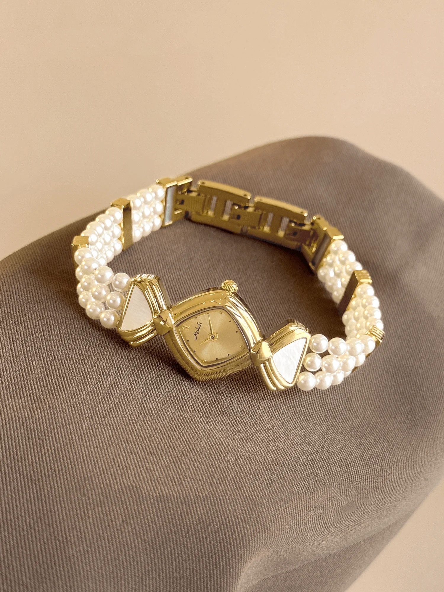 Luxury High-end Quartz Women Watch Rhombus Dial Pearl Bracelet Wristwatch Elegant Vintage Ladies Dress Watches Reloj De Mujer
