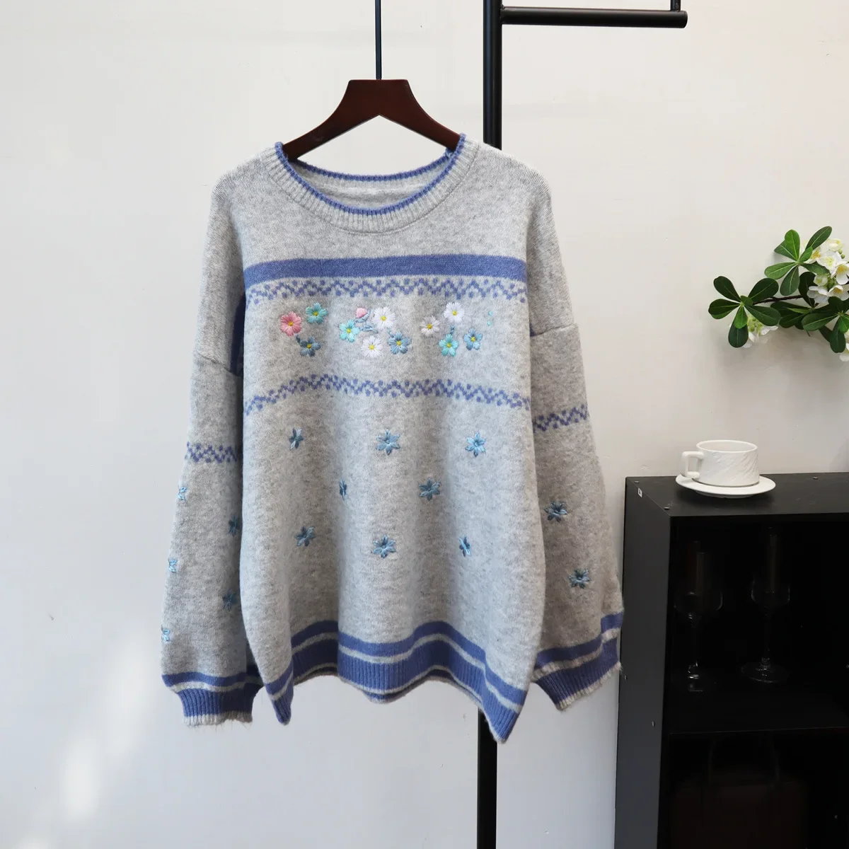 

Пуловеры, женские свитера с круглым вырезом, повседневные свободные джемперы с цветочным принтом Y2k, уличная одежда, элегантная вязаная вышивка, осень-зима 2025