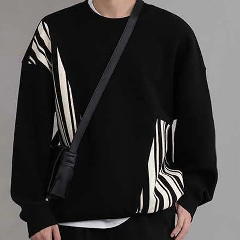 Autumn and Winter Fashion Trends Korean Edition Black and White Spliced Round Neck Versatile Loose and Handsome Men's Sweater