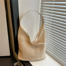 Fashionable New Grass Woven Women's Fresh Woven Large Capacity Bucket Bag Daily Casual Commuter Bag