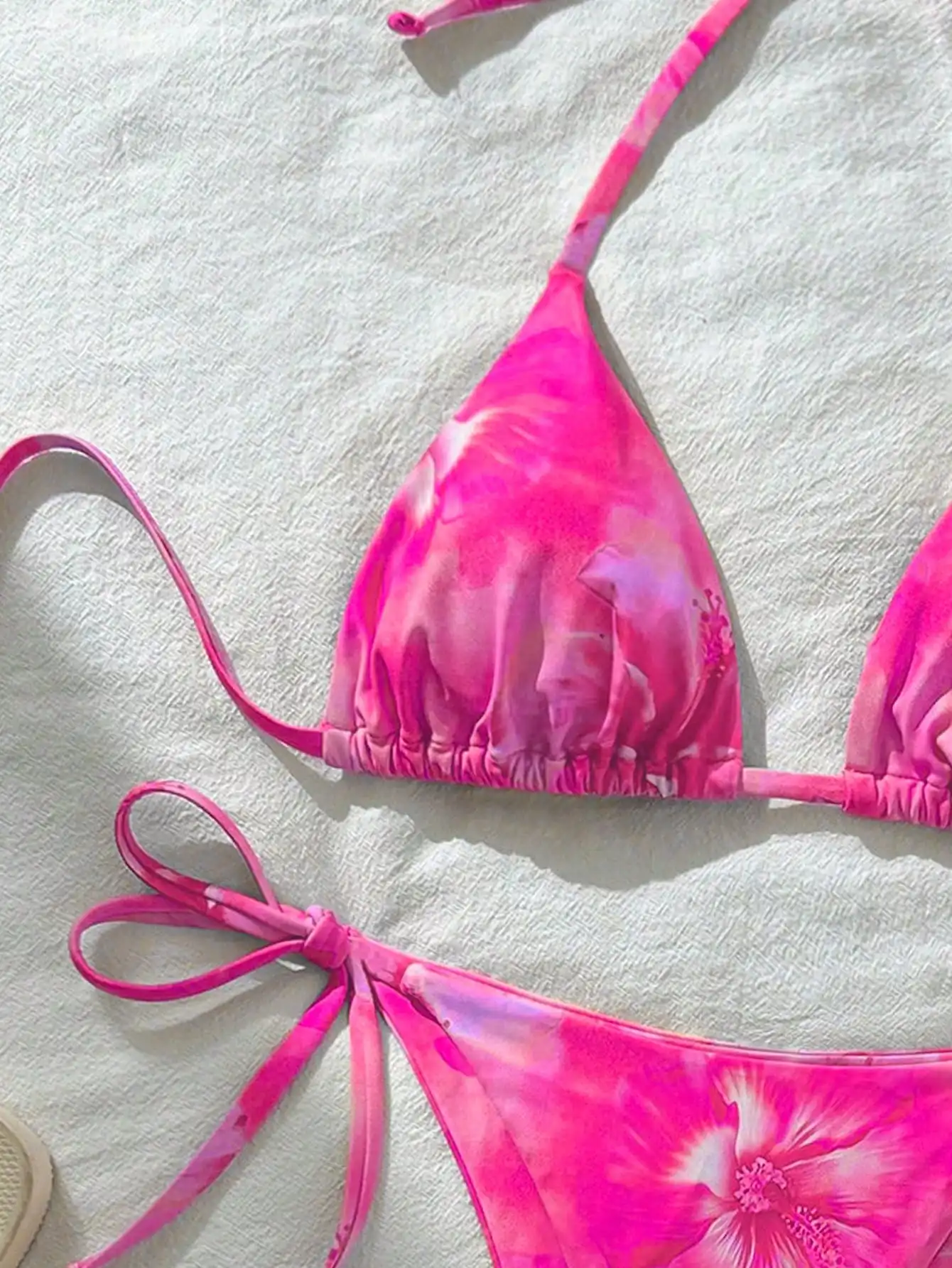 

Женский комплект бикини с цветочным принтом и завязками на шее, летний пляжный купальник