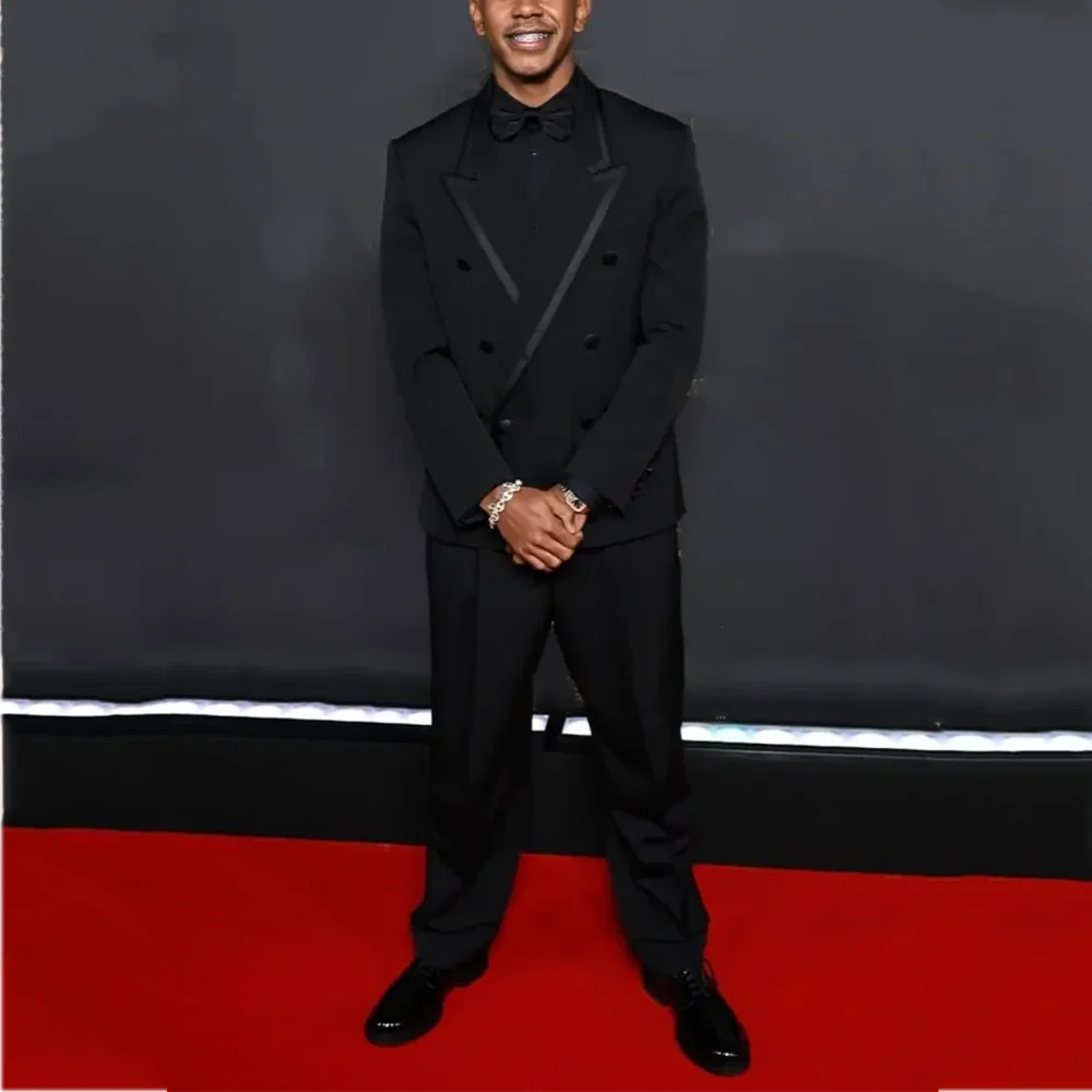 

Classic Black Suit Two Pieces Double Breasted Peaked Lapel Business Casual Outfit(Jacket+Pants) Red Carpet Party Male Set