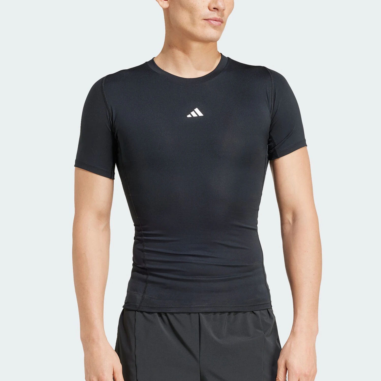 

Adidas genuine TF TEE Men's Breathable Workout T-Shirt JE6698