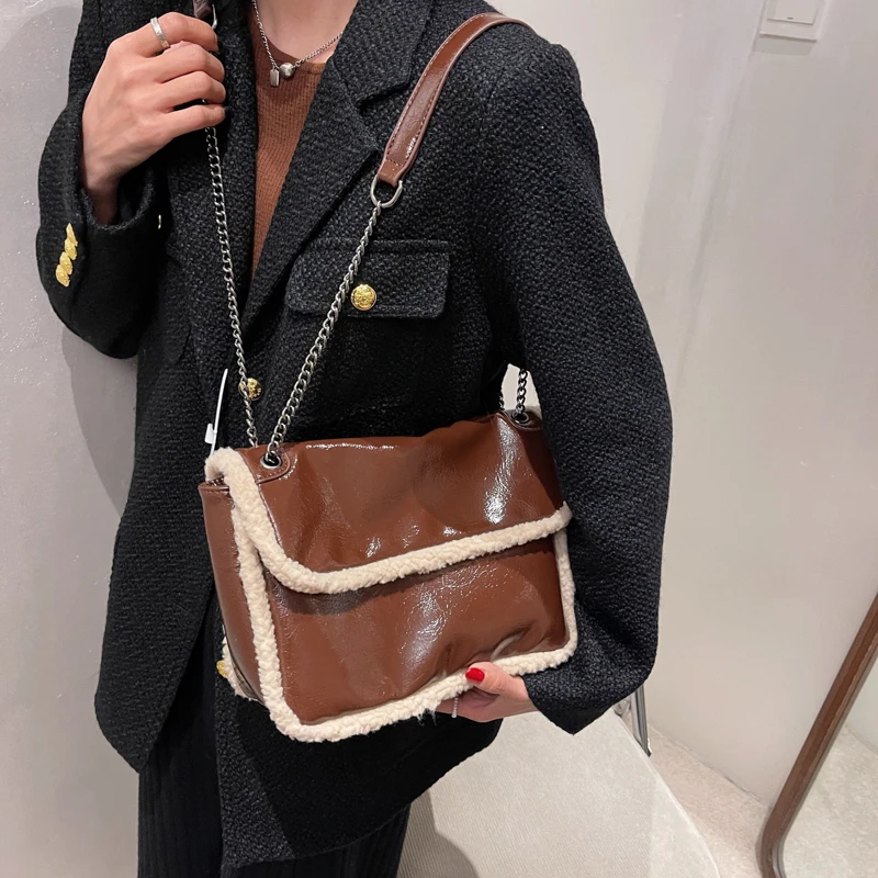 2022 Winter Women\'s Designer Underarm Handbag Soft Leather Patchwork Faux Fur Luxury Brand One Shoulder Crossbody Bag Bolsos