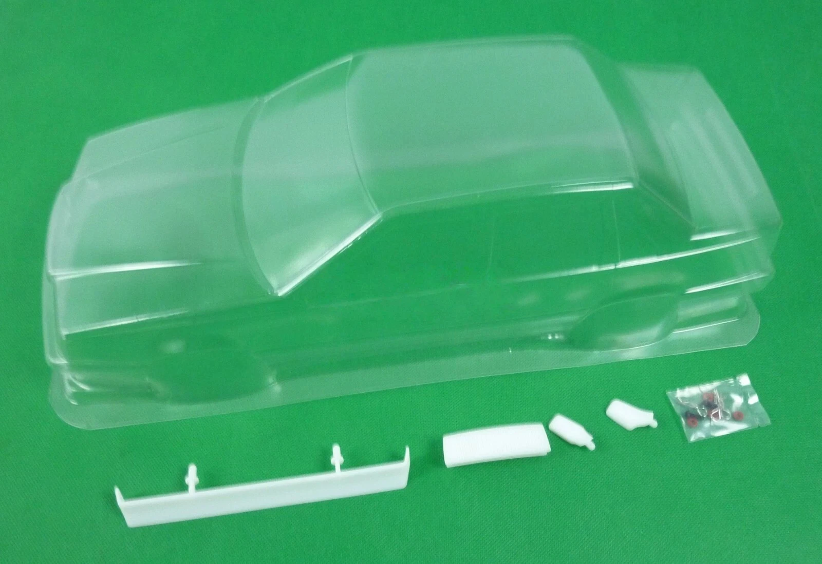 TC050 1/10スケール BTCC Wolvo 850 セダン RCドリフトカー ポリカーボネート製クリアボディシェル デカール付き (ホイールベース257mm/幅190mm)