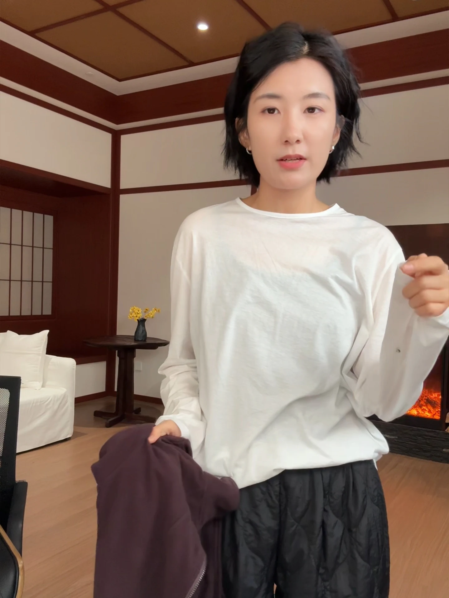 

Белая хлопковая футболка-лонгслив женская, весна 2026, повседневная, приталенная, с круглым вырезом, базовая, свободного кроя