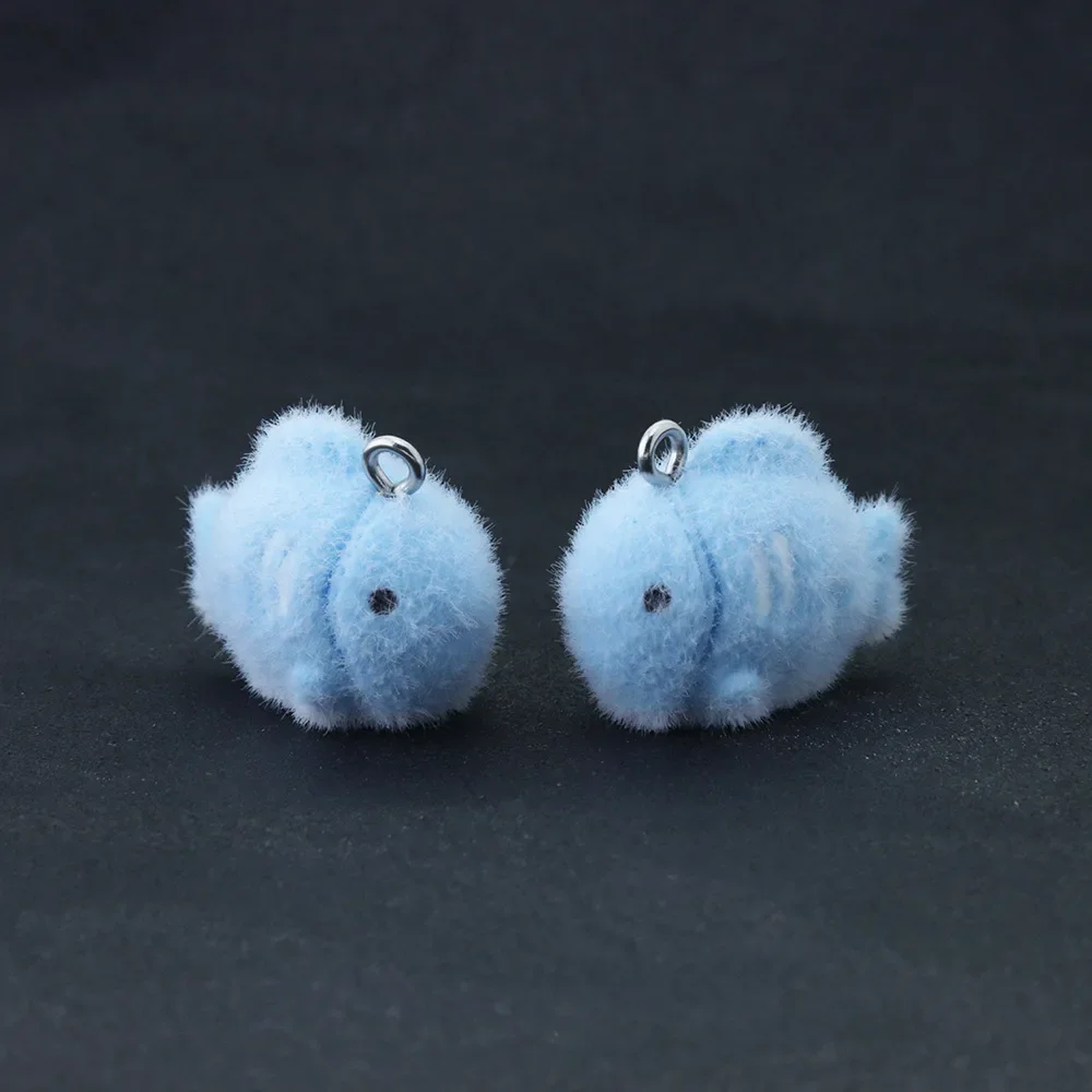 

WZNB 10 шт., подвески из смолы, подвеска в виде маленькой синей рыбки, подвеска в виде морского животного для сумки, цепочка для мобильного телефона, украшение, ювелирные изделия