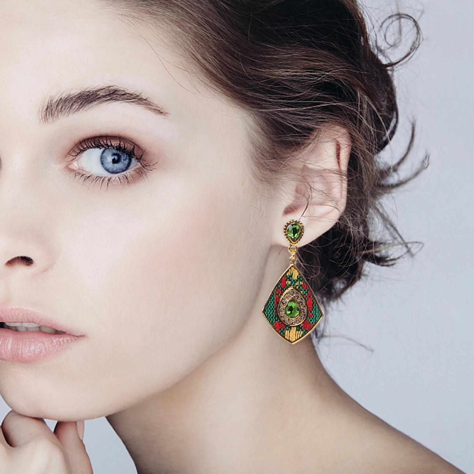 

1Set Bohemian Necklace and Earrings Fashion Statement Jewelry Sets for Women Bridesmaids Party Summer Accessories