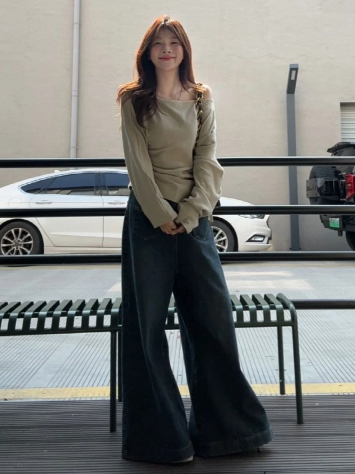 

Женская футболка больших размеров с длинным рукавом и простым дизайном плеча, корейский стиль, для повседневной носки, осенняя новинка