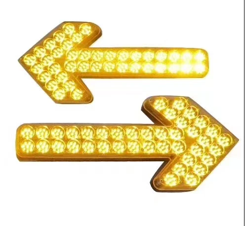 Aluminum & Plastic Waterproof IP56 Yellow LED Strobe Double Arrow Light With Solar/DC Power 20W 7-10 Year Lifespan
