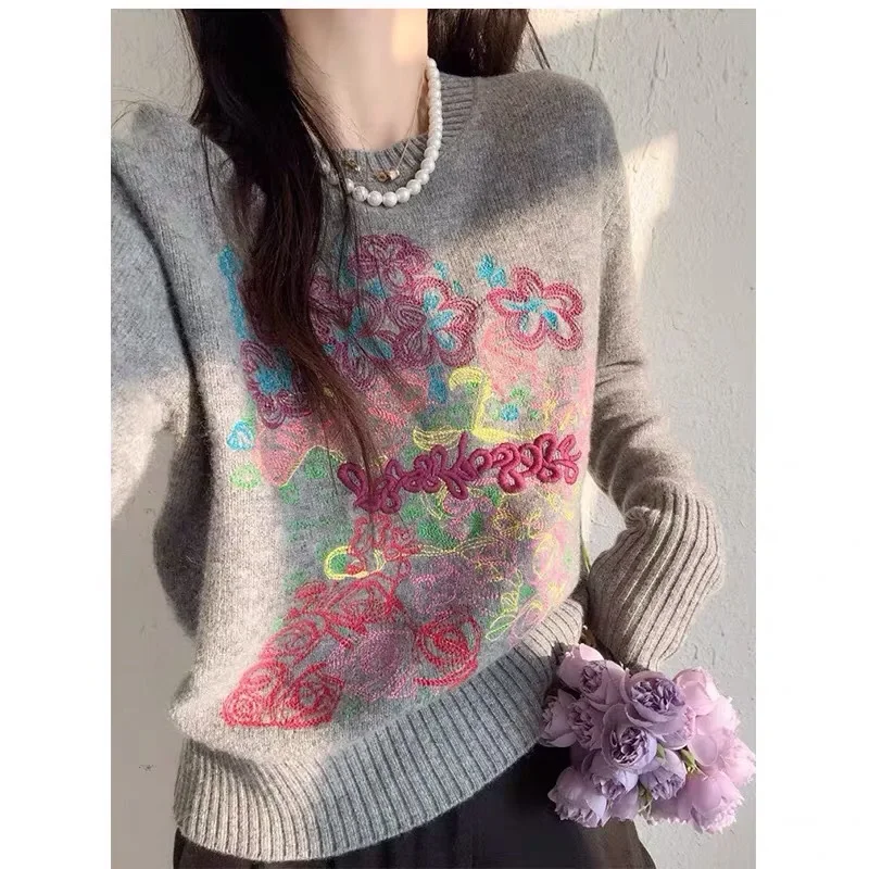 

Autumn Winter Fashion Korean Style Casual Commute Ladies' Loose round Neck Knitted Sweater Embroidered Woolen Yarn Thick
