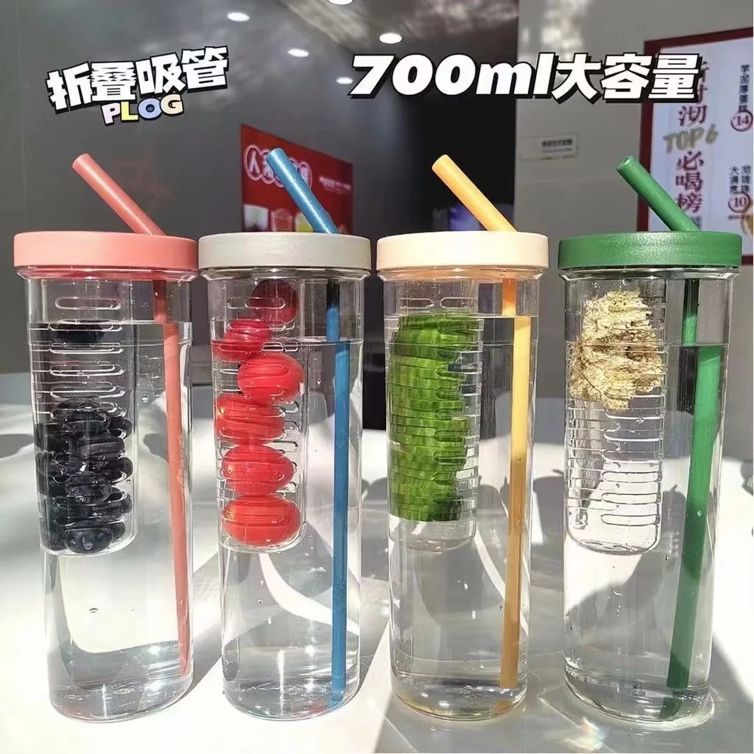 

700ml Water Bottle with Straws Milk Fruit Infuser Juice Cup Outdoor Portable Leakproof Drinkware Tea Water Bottle random color