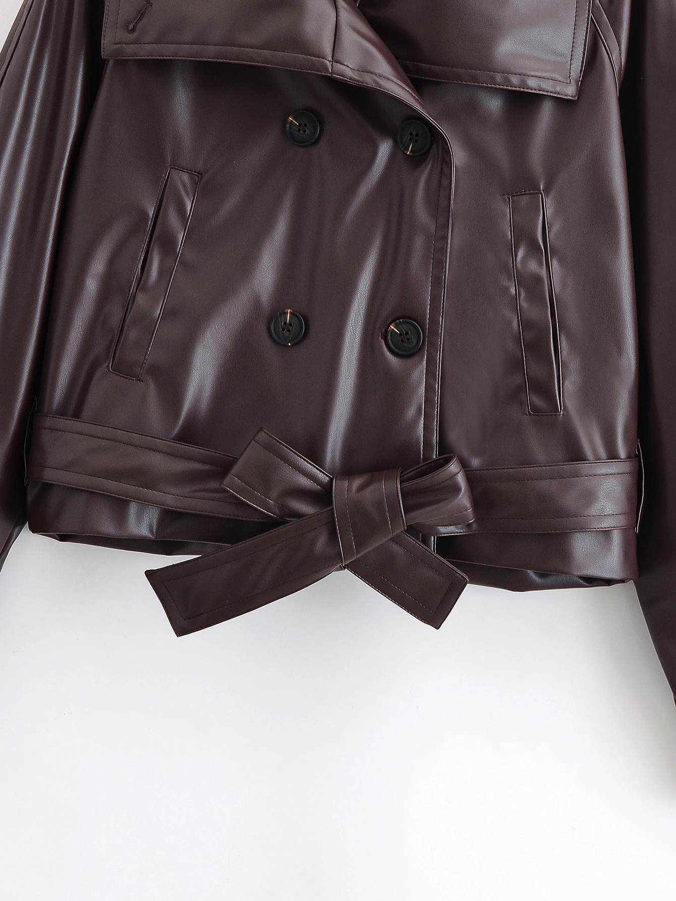 DEEABAE 2025 outono novas roupas femininas moda europeia e americana temperamento lapela cinto curto blusão de couro