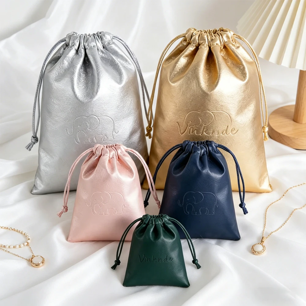 sacchetto-in-pelle-con-cordoncino-7x9cm-personalizzabile-al-100-logo-personalizzato-confezione-per-gioielli-organizzatore-per-orecchini-bracciali-collane-caramelle