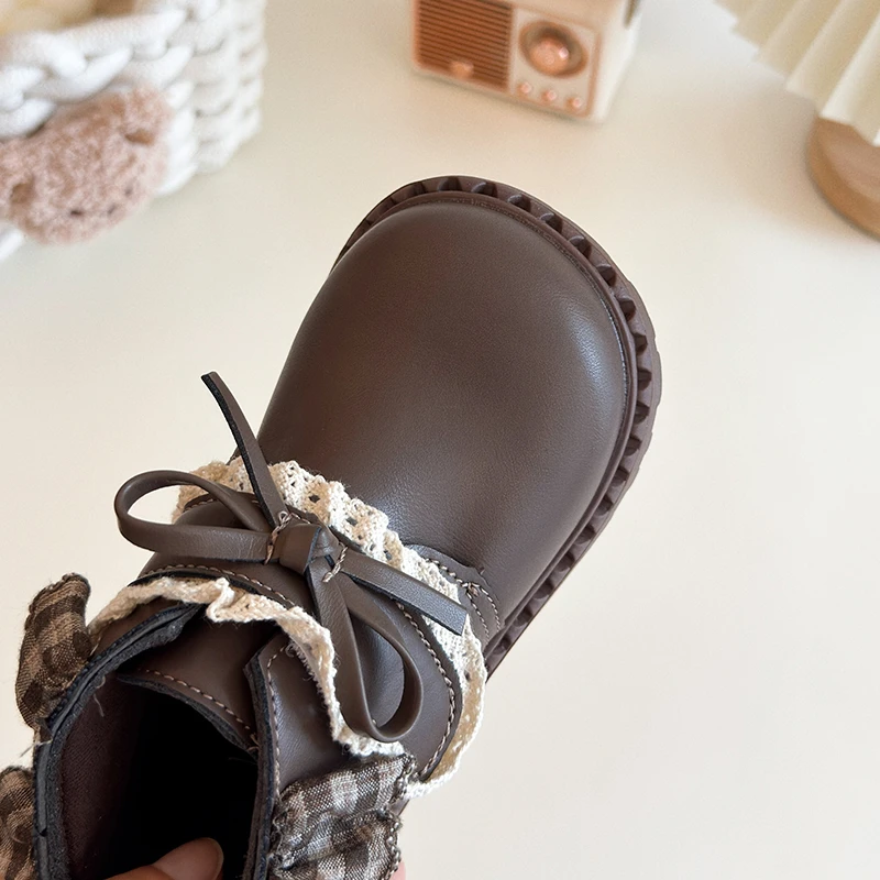 Retro-Stiefeletten für Mädchen mit Karomuster, Spitze und Rüschen, Schleifendekor, Klettverschluss, dicke, gezackte, rutschfeste Sohle, für Kleinkinder, Prinzessinnen-Stil – Detail 4