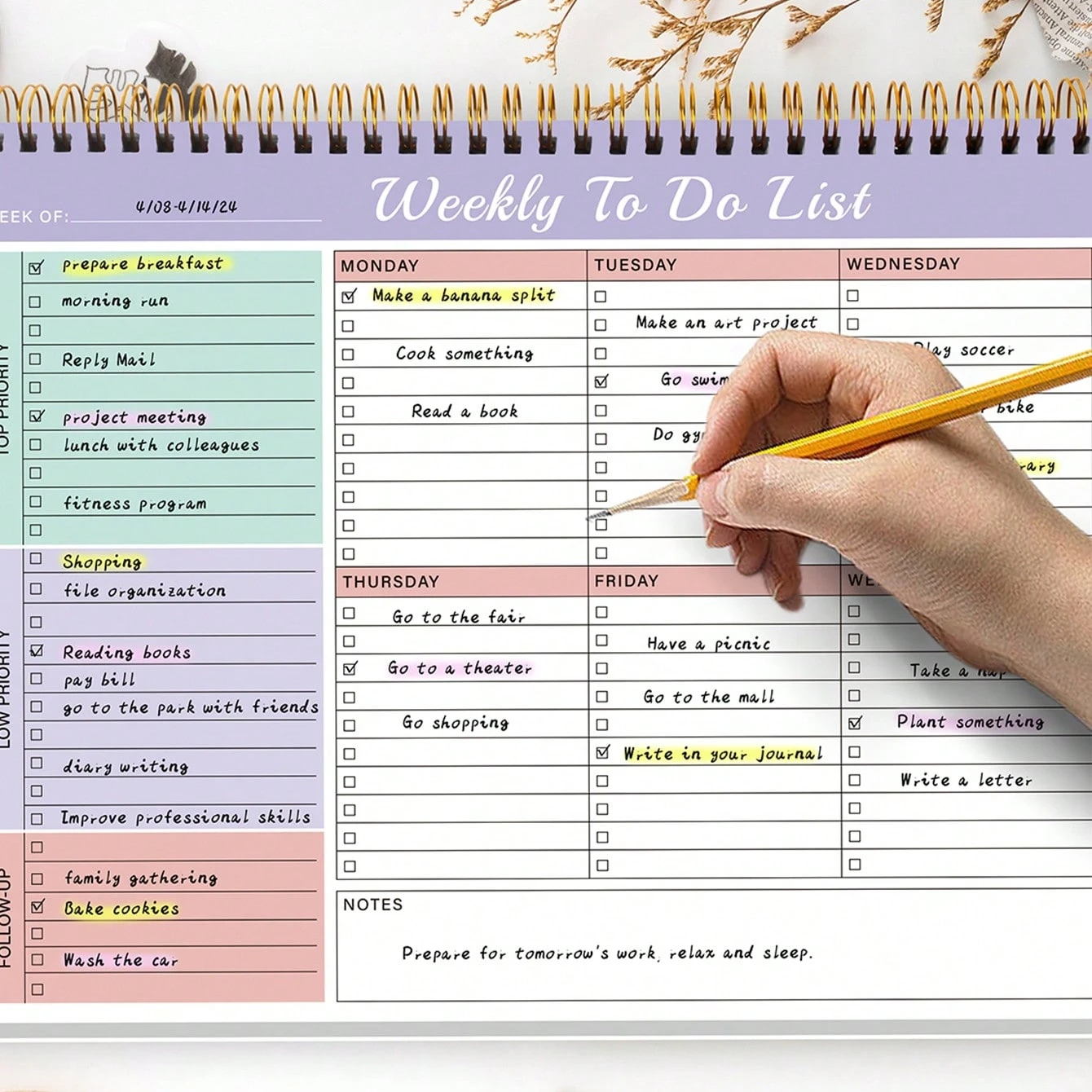 Stylish Weekly Planner Notebook with Organizer for Goal Setting, Leveling Tasks and Scheduling - 52 Sheets with 104 Pages