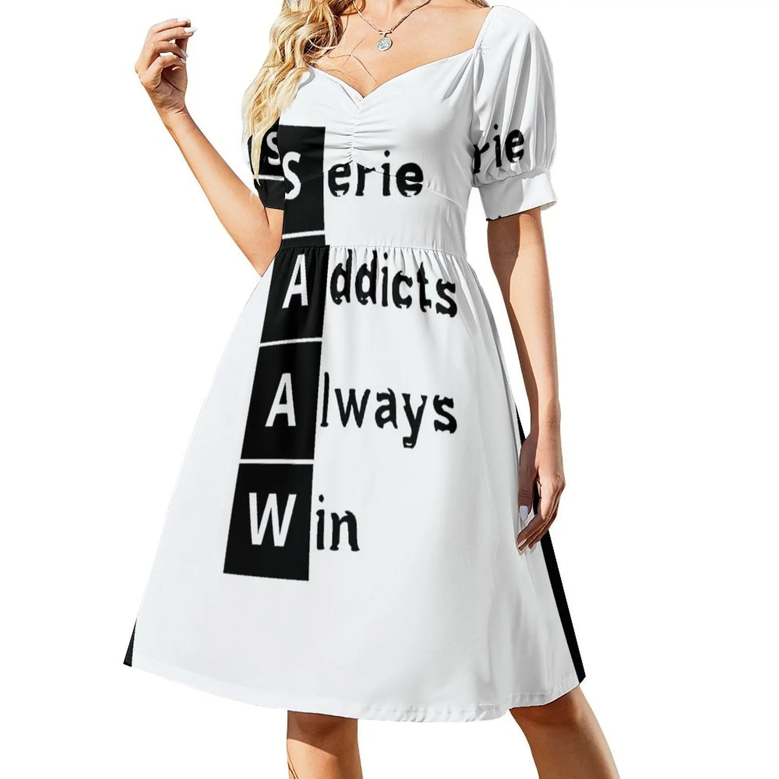 

Serie Addicts Always Win Short-Sleeved Dress Casual dresses long sleeve dress