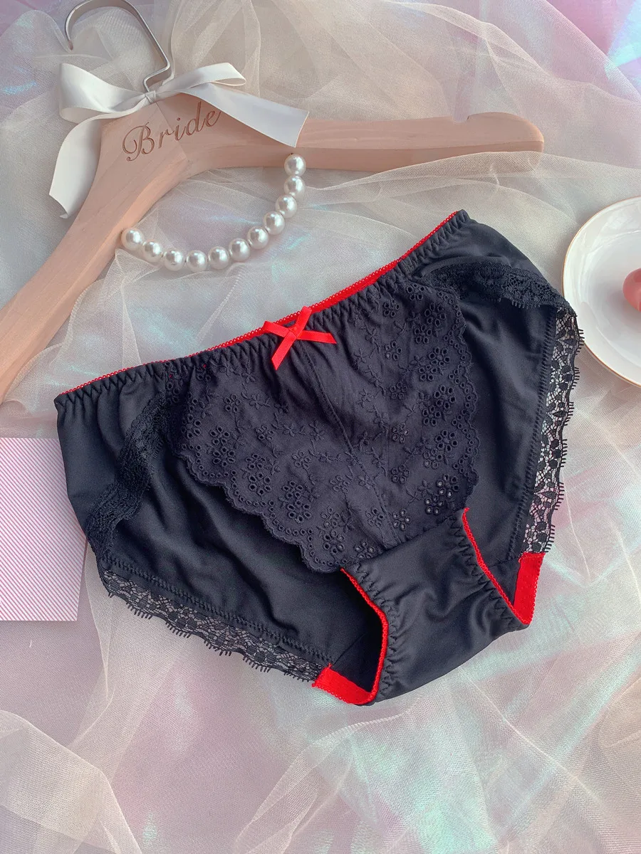 Girl cotton embroidery lingerie no steel ring bra set ladies cute underwear panties gather side to show the chest bralette