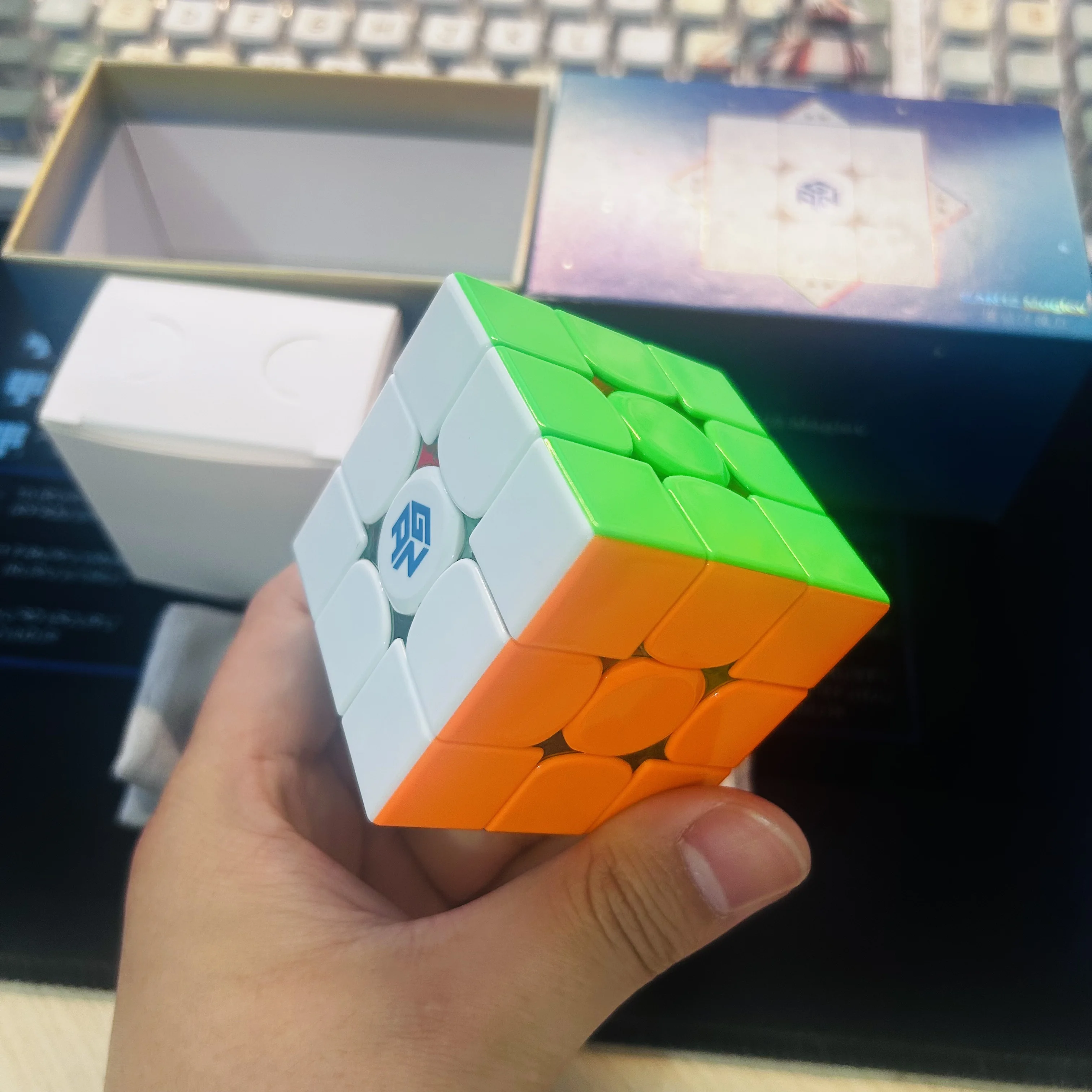 限定版 Gan12 Maglve UV 3x3 キューブ DIY 応援コア Gan 3x3x3 マジックキューブ Speedcube プロフェッショナルマジックキューボパズルおもちゃ