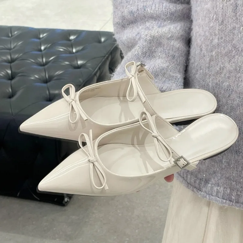 

2026 New Women's Shoes Elegant French Style Muller Slippers for Woman Exquisite Baotou Casual Shoes Designer Shoes Zapatos Mujer