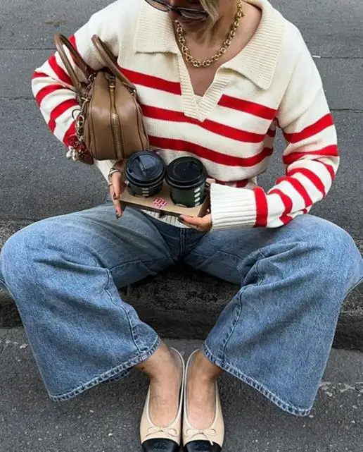 

Autumn New Style Lapel Striped Knitted Sweater for Women, Retro, Fashionable, Casual, Simple, Short Sleeved Knitted Sweater