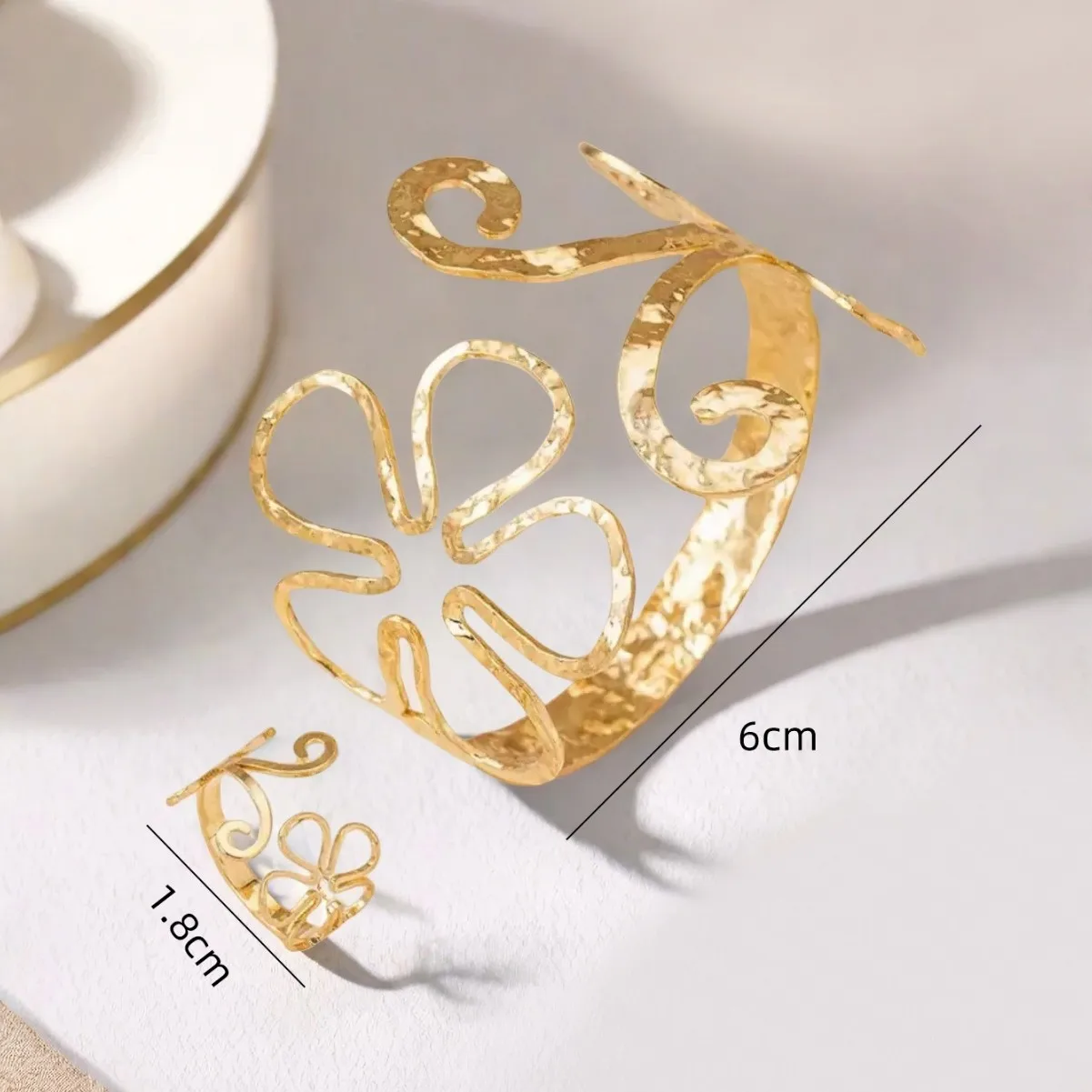 Geometric Spiral Twisted Lines Flower Bracelet & Ring Set