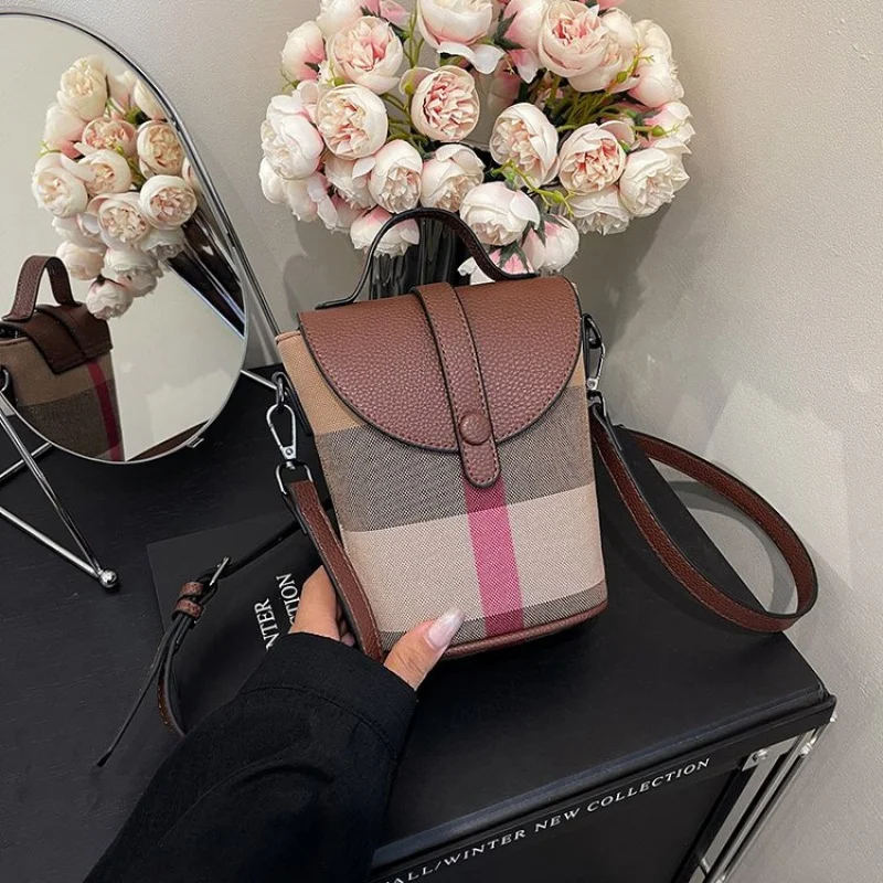 

Chic-casual 2025 New Ladies Luxury Brand Leather Shoulder Bag Famous Designer Casual Paris Vintage​