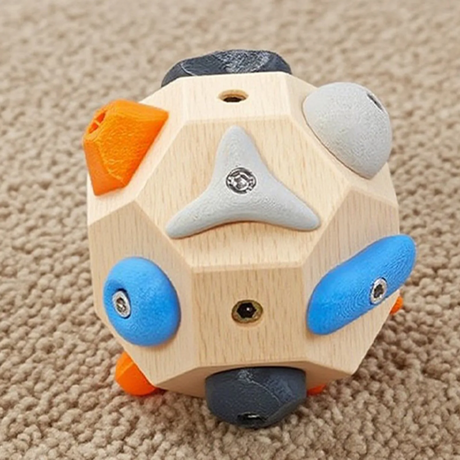 كرة تسلق مصنوعة يدويًا للتدريب على القوة والدقة مع نتوءات متعددة الحجم #5